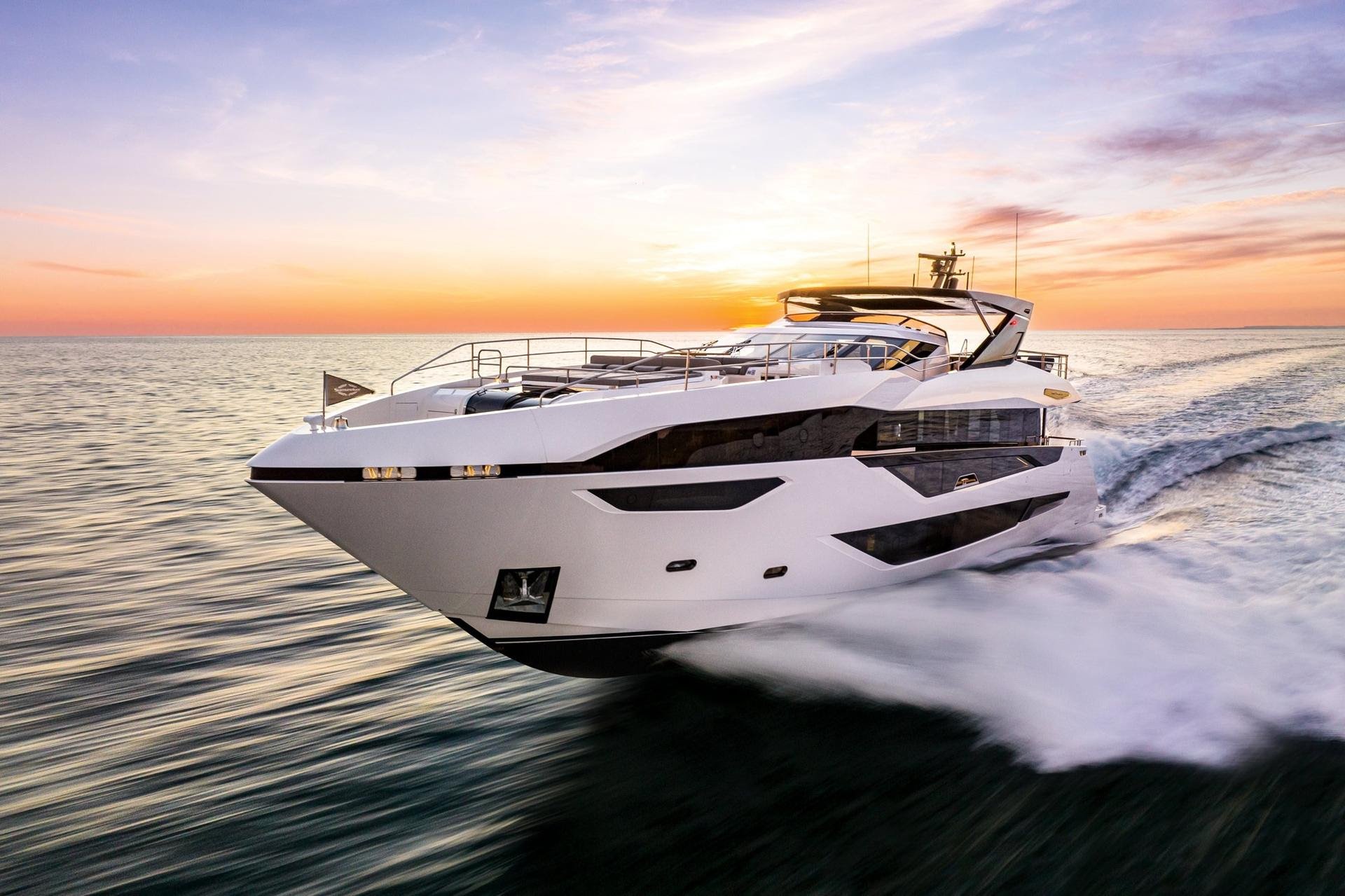 Yachting’s Five-Minute Feature: Onboard the Sunseeker 100 Yacht