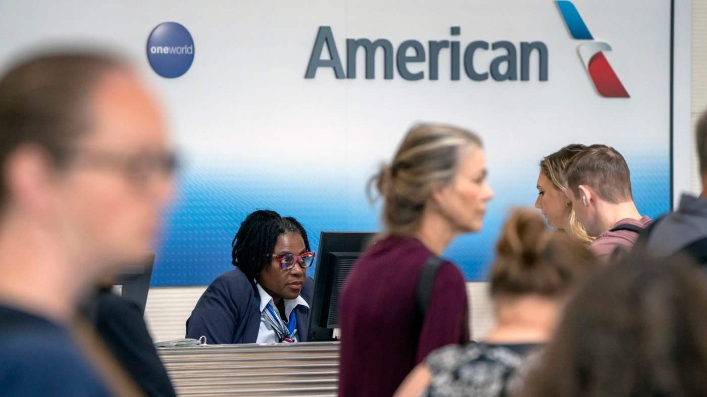 American Airlines reaches agreement with flight attendant union, avoiding strike