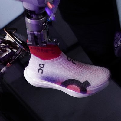 New Sneaker Production Method Takes 3 Minutes per Shoe