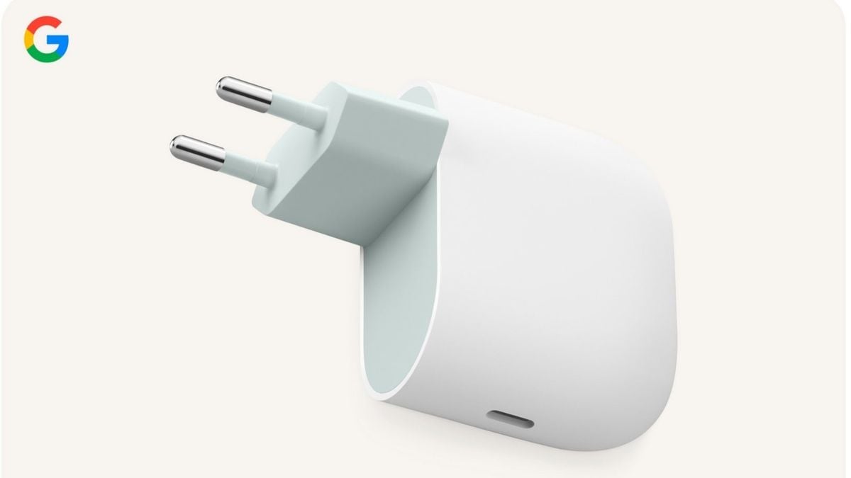 Google's new 45W USB-C charger for the Pixel 9 series in Europe surfaces