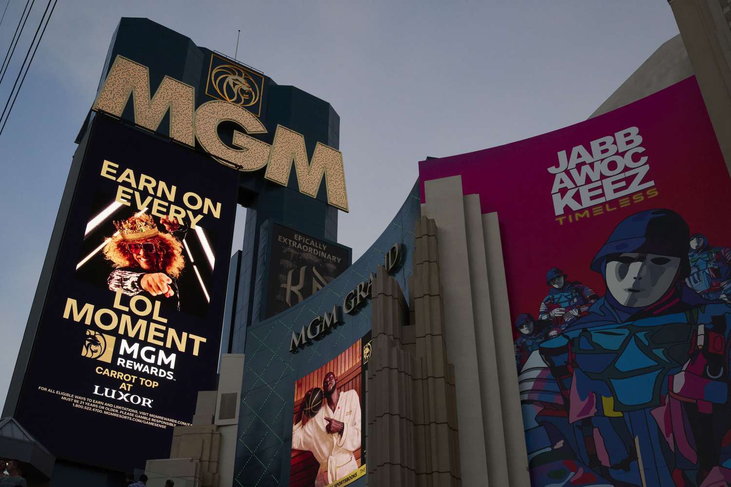 Why MGM Resorts Stock Is Tumbling Despite an Earnings Beat