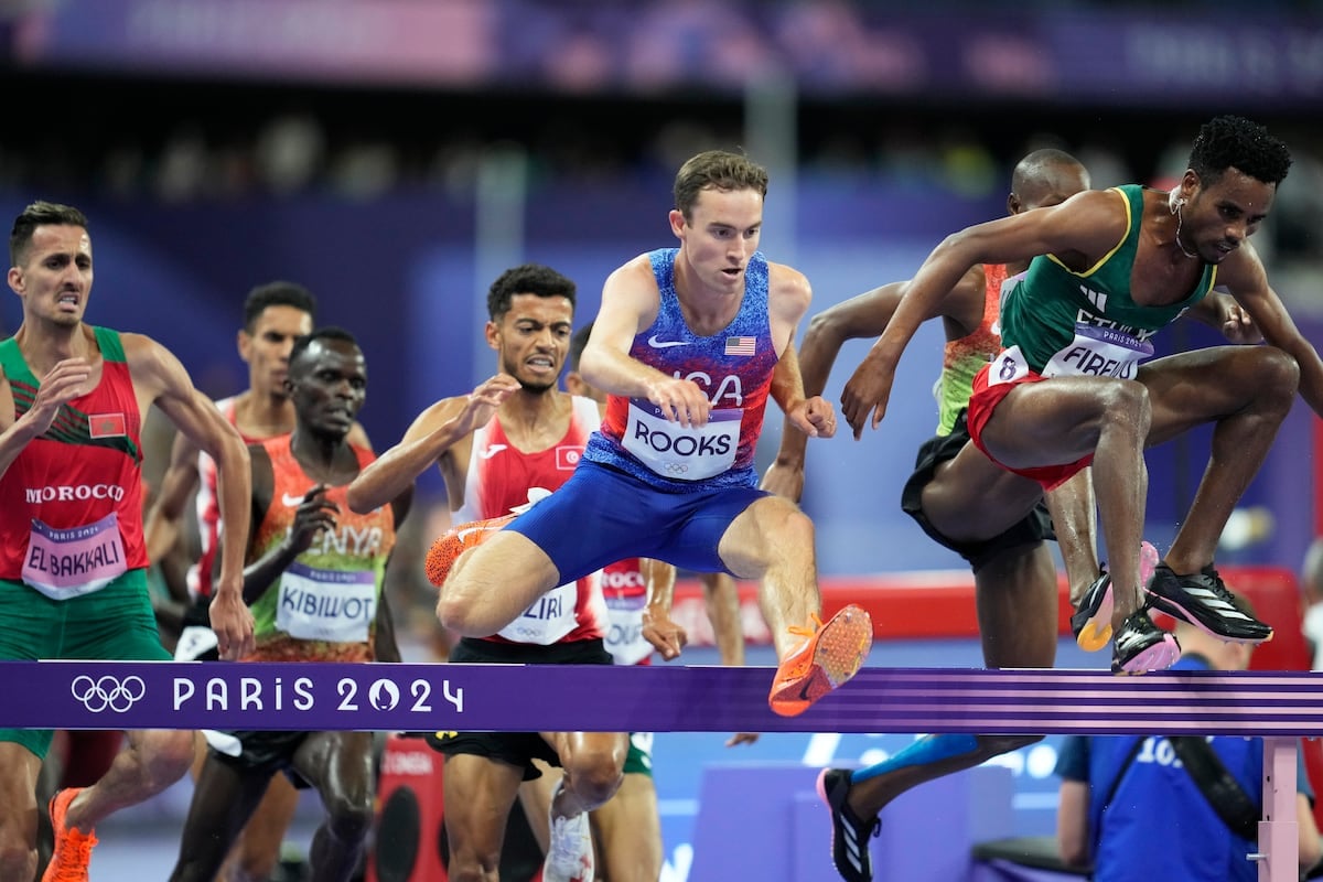 BYU runner shocks the competition with a silver-medal race at the Paris Olympics