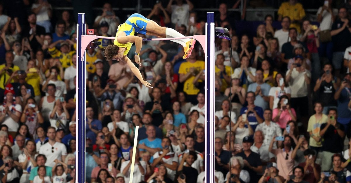 How Mondo Duplantis Electrified the Paris Olympics