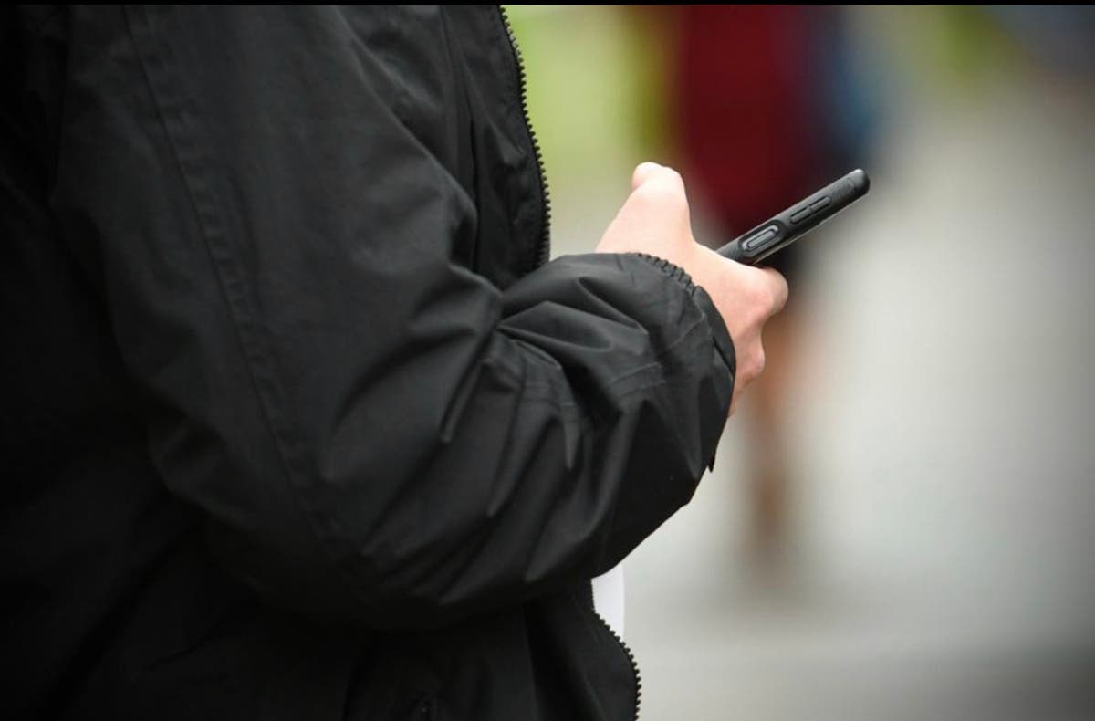 Almost half of reported London phone thefts 'screened out' by police