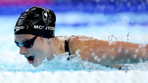 Canada's Summer McIntosh wins 2nd gold, sets Olympic record for women's 200m butterfly