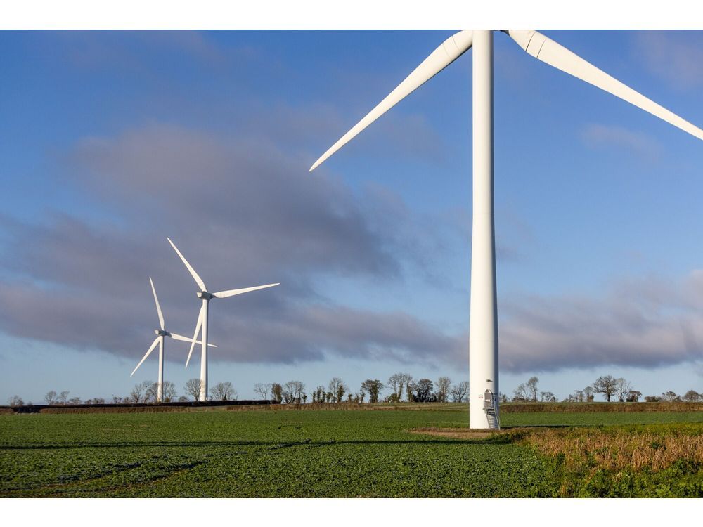 CKI Nears Deal to Buy UK Wind Farm Assets From Aviva