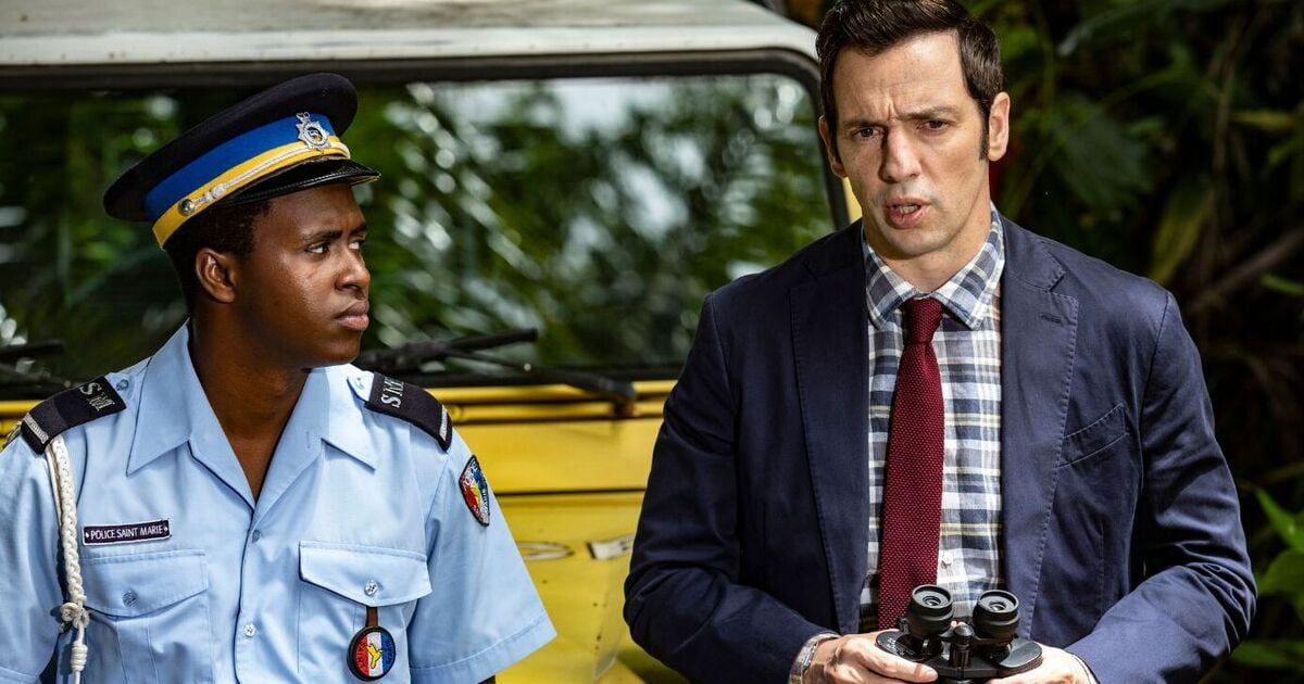 Death in Paradise star looks almost unrecognisable as he lands new role after quitting 