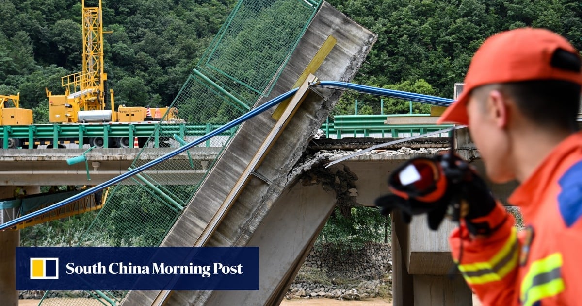 Death toll in China bridge collapse rises to 38, with 24 missing