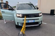 Fiat to integrate charging cables into electric cars