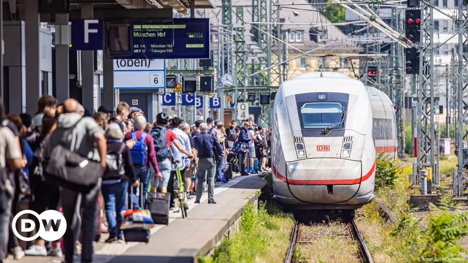 German rail woes: How can Deutsche Bahn turn things around?