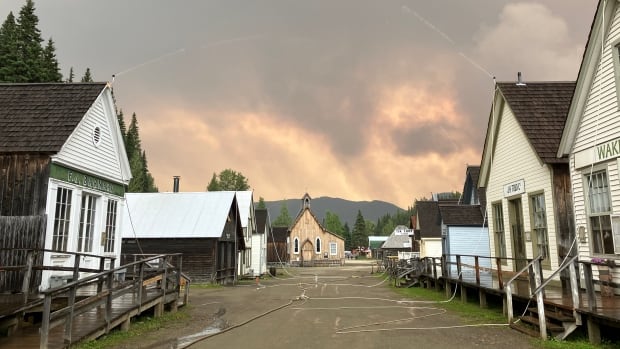 Historic B.C. town reopens after wildfire evacuation