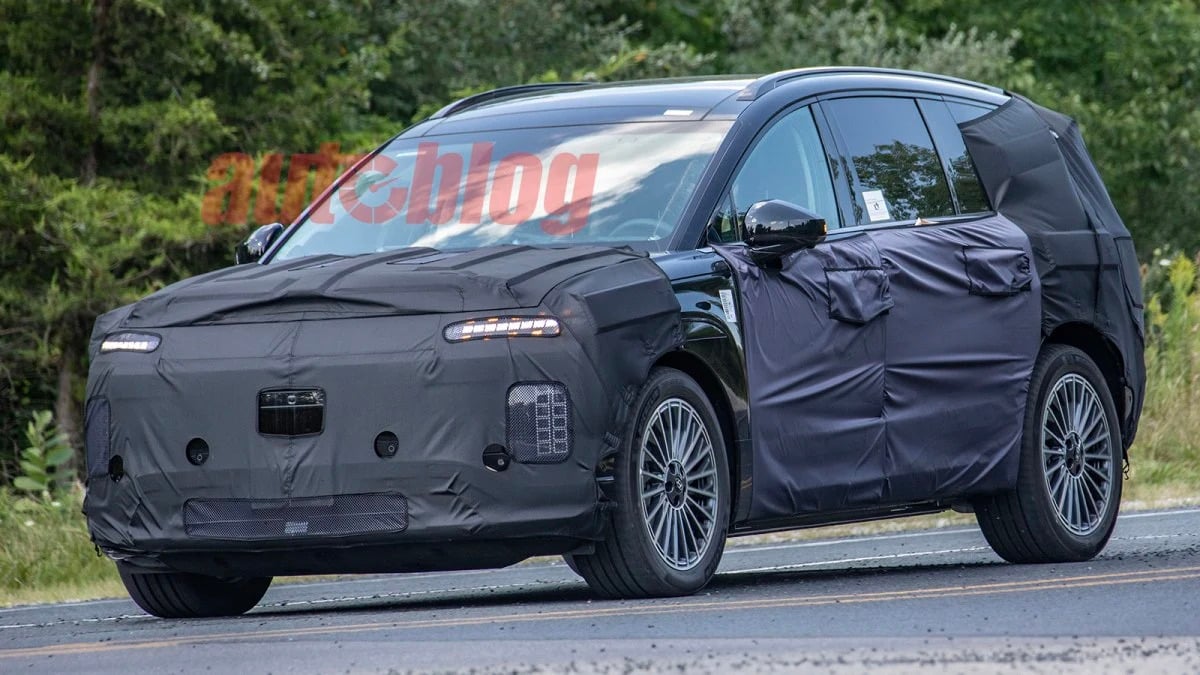 Hyundai Ioniq three-row SUV spy photos reveal details from Seven