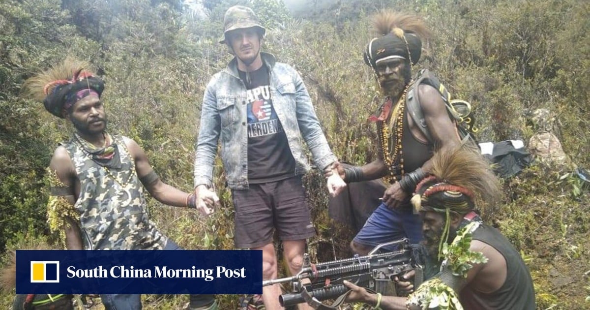 Indonesia's Papua rebels ready to free New Zealand pilot held for over a year