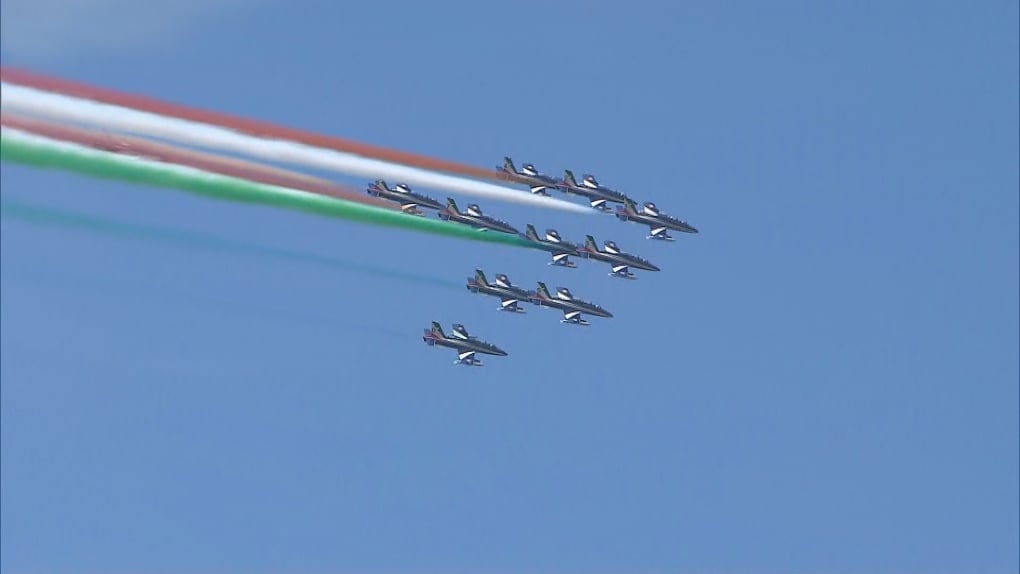 Italian Air Force performs flyover in Toronto