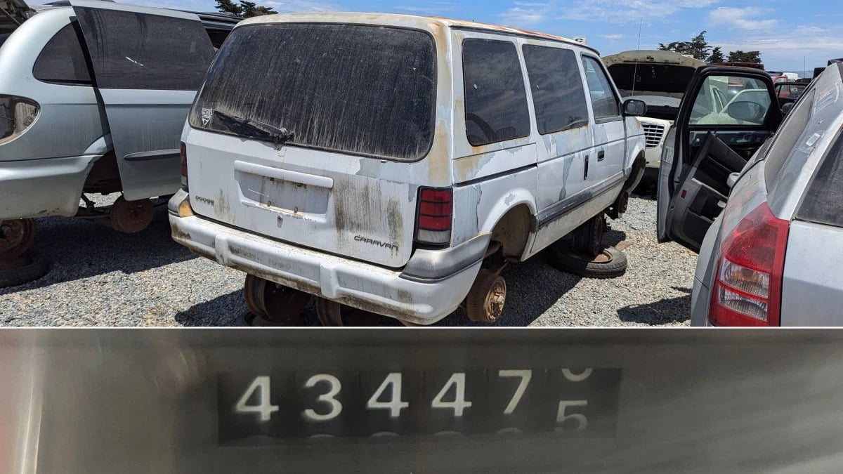 Junkyard Gem: 1994 Dodge Caravan with 434,475 miles