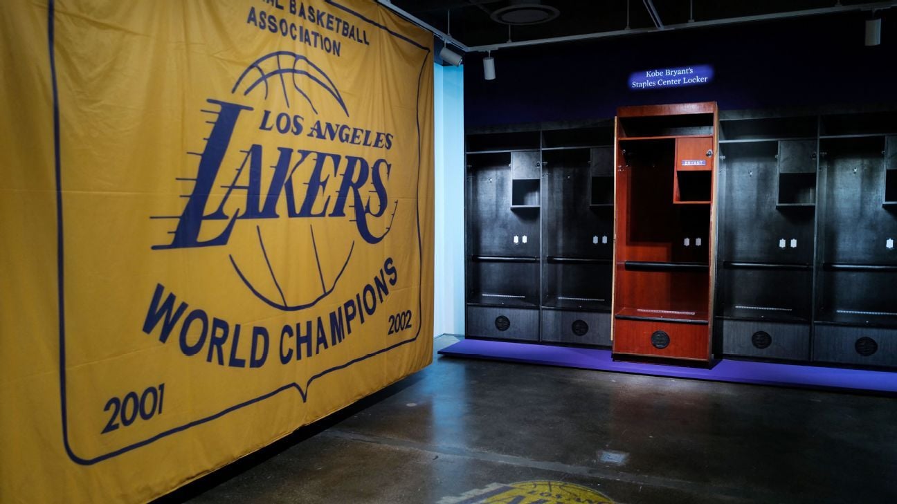 Kobe's Staples Center locker sells for record $2.9M