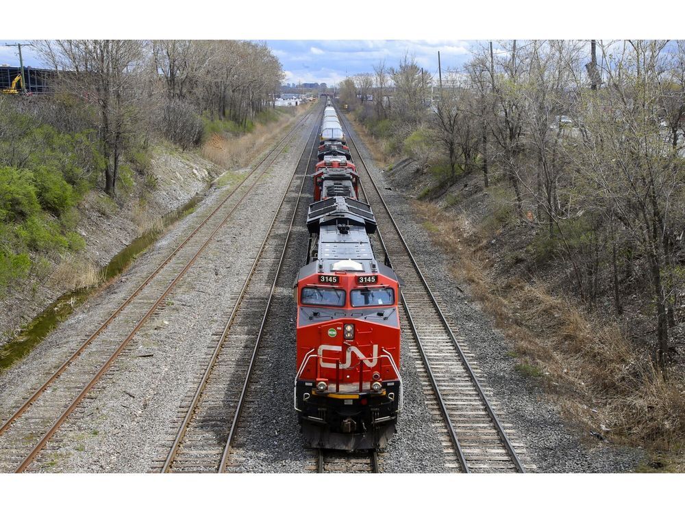 Labor Minister Rejects Call to Intervene in Canada Rail Dispute