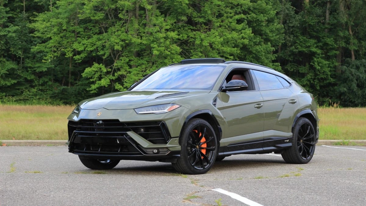 Lamborghini Urus S Road Test: The less-than-raging bull