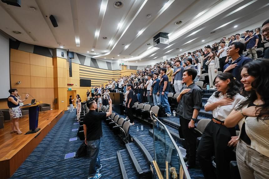Law students in Singapore take pledge for first time to uphold professional values 