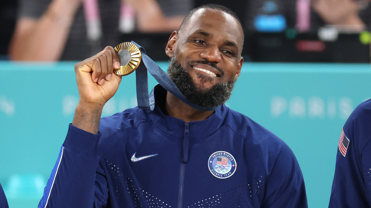  LeBron James named 2024 Olympics MVP, Stephen Curry joins USA teammate on 'All-Star Five' team in Paris 