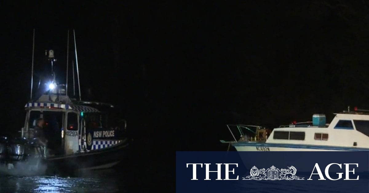 Major marine search underway for missing man in Sydney's south-west