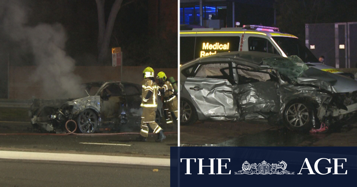 Manhunt underway after two-car crash in Sydney