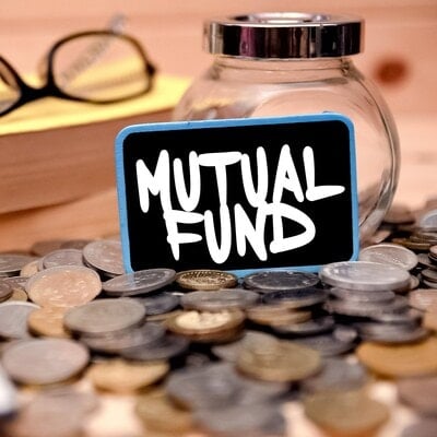 Mutual Funds, retail shareholdings in listed cos reaches new all-time high