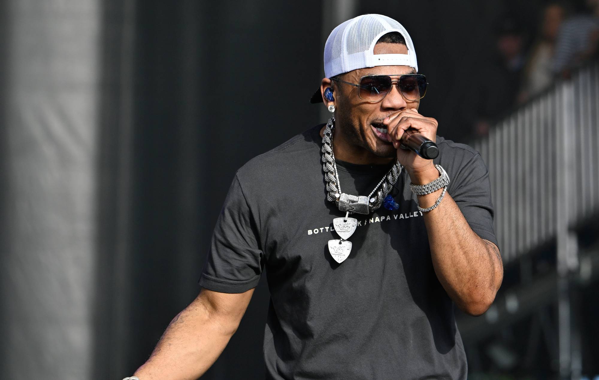 Nelly arrested for possession of ecstasy and no proof of insurance