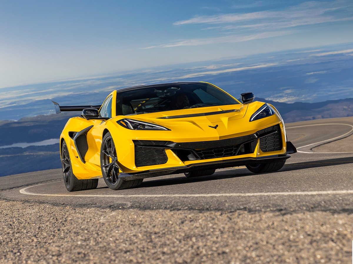 New Chevrolet Corvette ZR1 Turns Up the Wick With Over 1,000HP