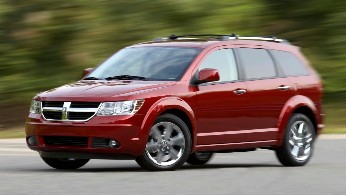 NHTSA moves closer to recalling 1 million Dodge Journey for fire and door lock failure