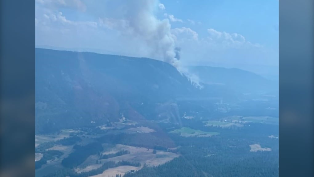 Okanagan wildfire prompts evacuation orders, expands alerts