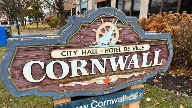 Ottawa gives some asylum-seekers in Cornwall an extension on deadline to move out