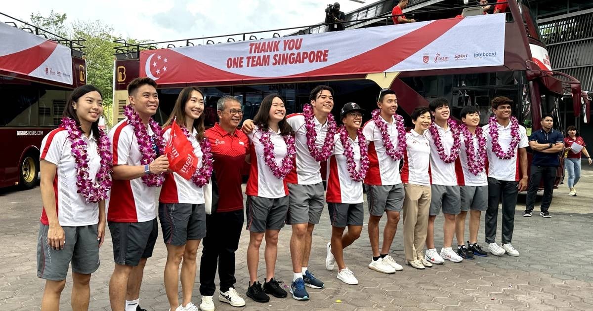 Outpouring of support during celebratory parade 'touched their hearts', say Singapore's Olympians