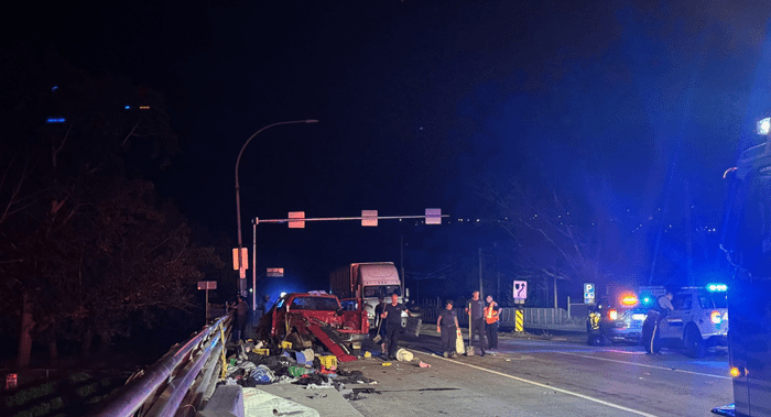 Penticton police look into Channel Parkway crash