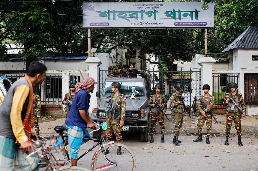 Police back on Bangladesh capital's streets as strike ends