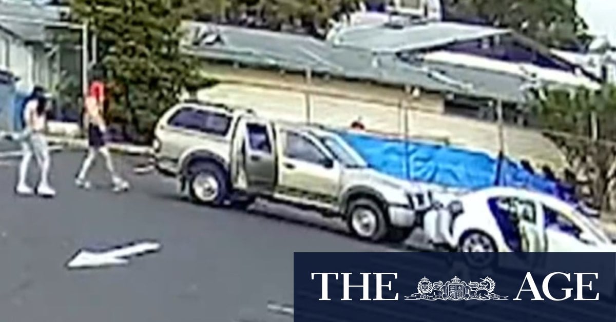 Police search for group of men after alleged Melbourne road rage clash