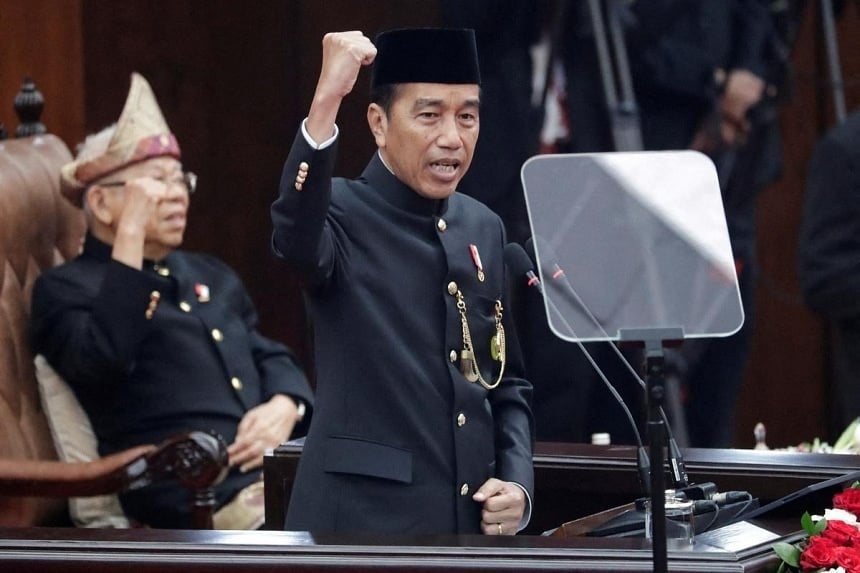 Power struggle between Indonesia's court and parliament sparks protests