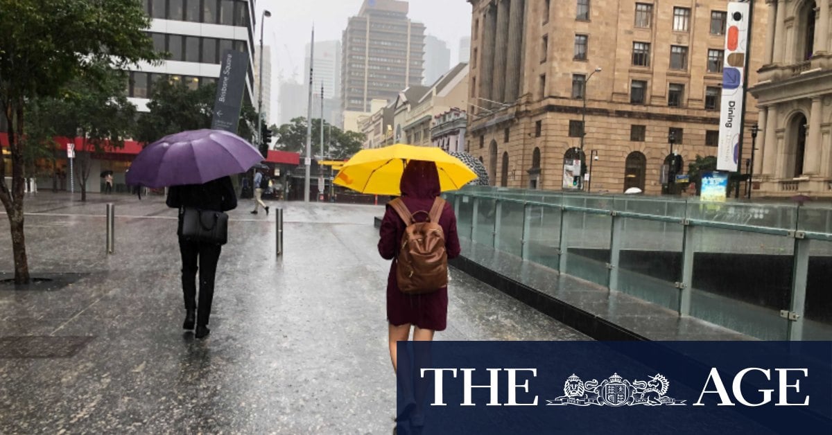 Risk of flash flooding as Brisbane braces for public holiday downpour