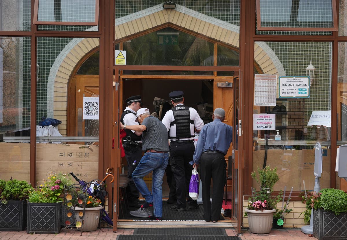 Sadiq Khan urges 'unity against hate' as he expands City Hall-funded security training at mosques