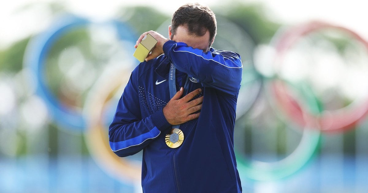 Scottie Scheffler Tearfully Celebrates Olympic Gold Medal With Wife, Infant Son