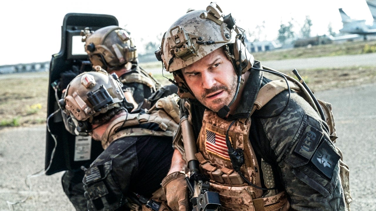 'SEAL Team' star David Boreanaz had 4 MRIs in 4 months while filming military series: 'No shortcuts'