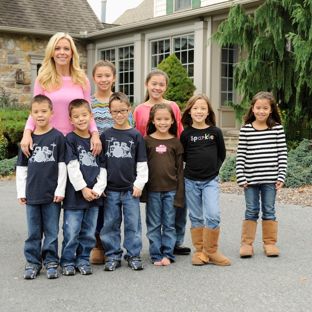  See How Jon & Kate Gosselin's 8 Kids Have Grown Up Through the Years 