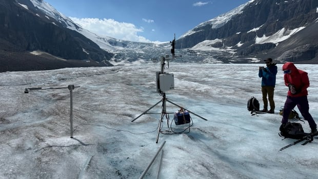 Soot and ash from Jasper wildfire are putting Alberta's glaciers at risk, scientists warn