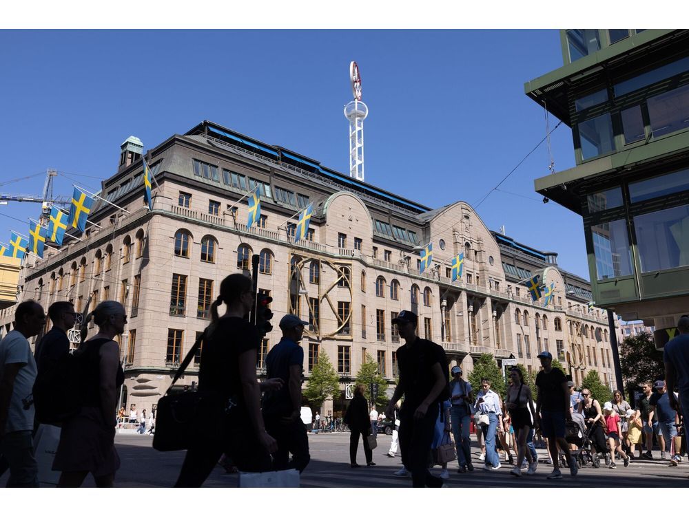 Swedish Core Inflation Exceeds Forecasts Ahead of Rate Decision