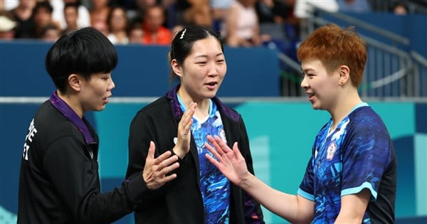 Taiwan women's table tennis team reaches quarterfinals at Paris Games