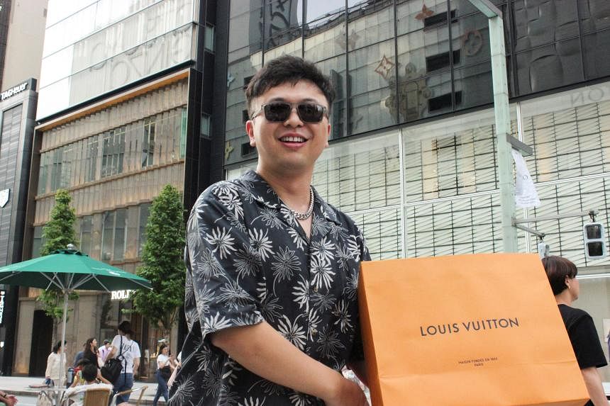 Tourist splurge in Japan creates new headache for luxury brands
