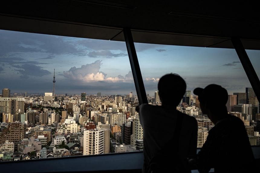 Typhoon Ampil seen to approach Tokyo, flights cancelled