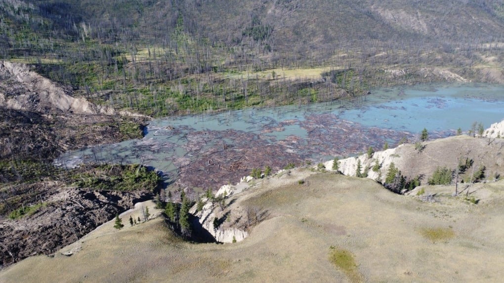 Water flowing over site of B.C. landslide that dammed Chilcotin River