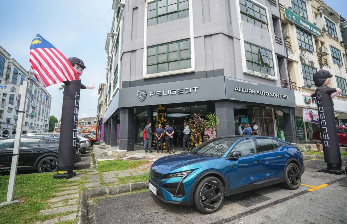 Stellantis Malaysia lancar pusat 2S Peugeot Subang Jaya; pusat servis beroperasi pada suku ke-3 tahun ini