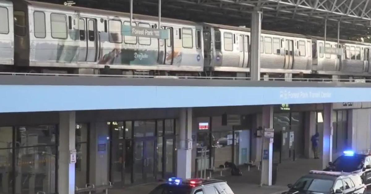 4 people shot and killed on Chicago-area Blue Line train